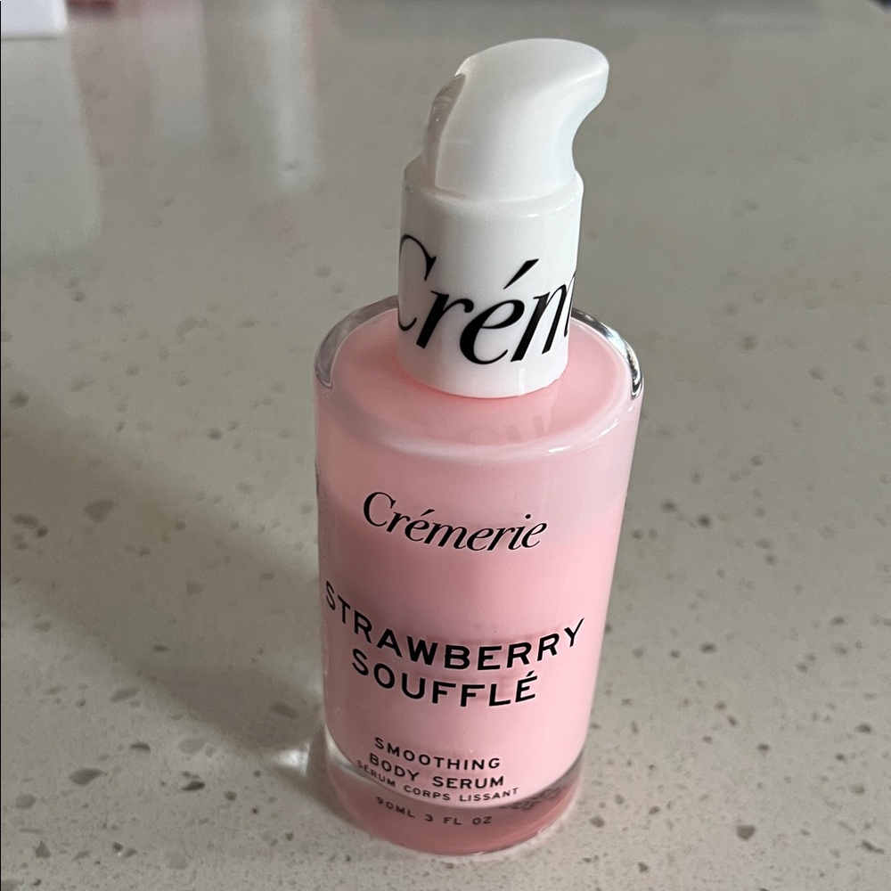 Crèmerie Strawberry Soufflé Body Serum